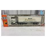 Con-cor semi truck and trailer  HO  SCALE