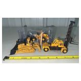 3 1/87 Scale CAT Construction Equipment