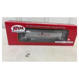 Atlas HO El Rexene 3 Bay Cylindrical Hopper