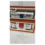 2 HO SOOBLine TYCO Box Cars