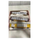 Walthers HO scale train cars enclosed auto
