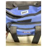 WEEKENDER DUFFLE BAG