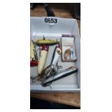 LOT OF FISHING LURES