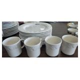 (10) PLATES, (4) MUGS QUADRIFOGLIO ITALIAN DISHES