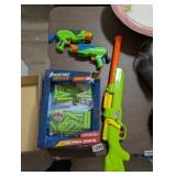 ADVENTURE FORCE DART GUNS WITH DARTS
