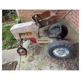 DECORATIVE TRACTOR *MISSING TIRE