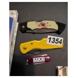 (3) POCKET KNIVES