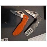 (2) KNIVES