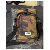 CAMO WATER BOTTLE CARRIER BAG W/ (2) BOTTLES