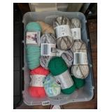 TOTE OF YARN