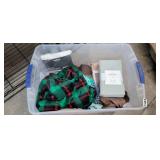 TOTE OF MIXED LINENS