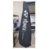 BADMITTON RACKET AND CASE