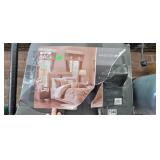 CAL KING ROOM IN A BOX