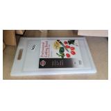 CUTTING BOARD