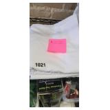 (12) WHITE QUEEN SIZE PILLOW CASES