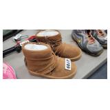 BROWN BOOTS SIZE KIDS 13