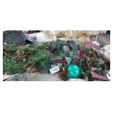LOT FULL OF CHRISTMAS DECOR, WREATHS, ETC