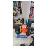LOT OF FLASHLIGHTS