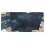 32' LG FLAT SCREEN TV