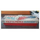 MILTON BRADLEY TILT AND ROLL OBSTACLE PUZZLE