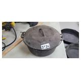 VINTAGE 10'  WAGNER WARE  CAST IRON DUTCH OVEN
