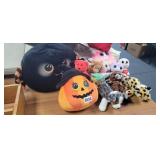 LOT OF BEANIE BABIES, AND PLUSH.  MOST WITH TAGS