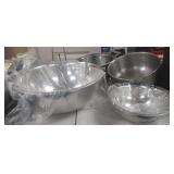 LOT OF (4) BOWLS