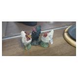 (3) CHICKEN DECOR