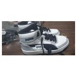 PUMA SHOES, SIZE 5