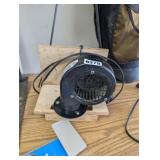 CENTRIFUGAL BLOWER