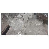LOT OF CUT GLASS / CRYSTAL