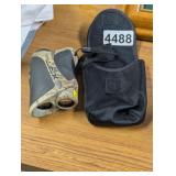 HANDHELD RANGEFINDER WITH CASE