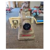 VINTAGE MIDWAY MANDFIELD SLIDE PROJECTOR