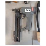 SENCO AIR NAILER