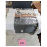 AIREQUIPT SLIDE PROJECTOR
