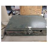 COLEMAN CAMP STOVE