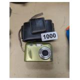 HP PHOTO SMART CAMERA WITH CASE