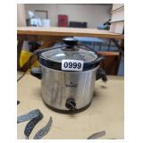 SMALL RIVAL SLOW COOKER