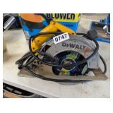 DEWALT CIRCULAR SAW