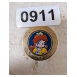 PRINCESS DAISY SUPER MARIO ROUND
