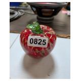 DECORATIVE GLASS APPLE
