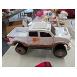 TOY TRUCK