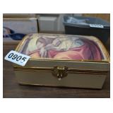BOX WITH JEWELRY
