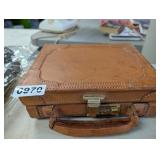 VINTAGE CASE