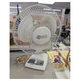 CLASSIC BREEZE OSCILLATING FAN