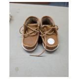 TODDLER SHOES SIZE 5M
