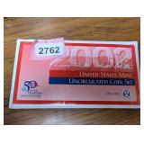 2002 US MINT UNCIRCULATED COIN SET W/ STATE QUARTR