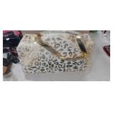 TOTE WITH BATH PRODUCTS, NEW