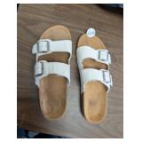 WHITE SLIDE SANDALS SIZE M
