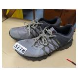 REEBOK SHOES SIZE 11 *LIKE NEW